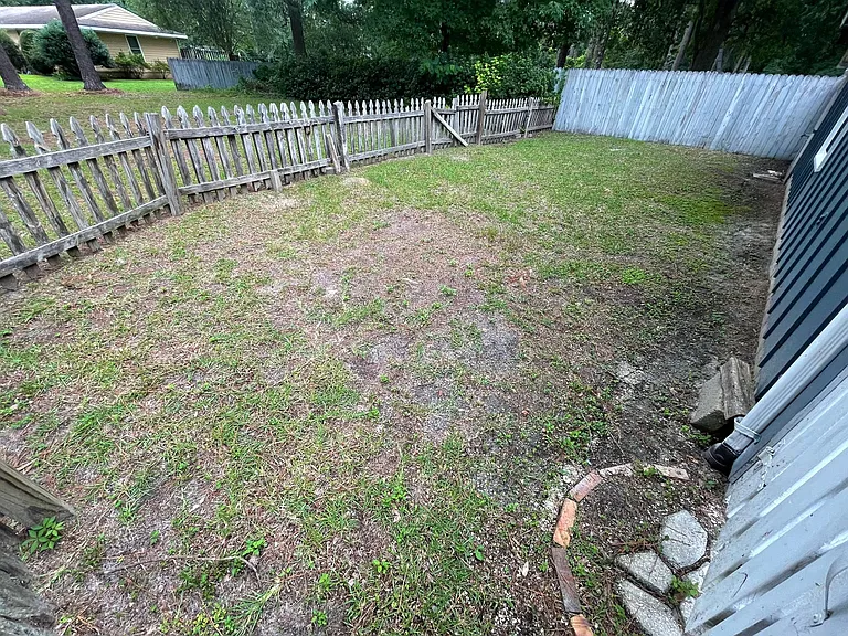 2113 Wimbledon Dr — Photo 20