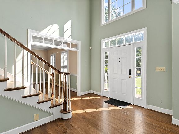 5th image of 1117 Thornehill Dr