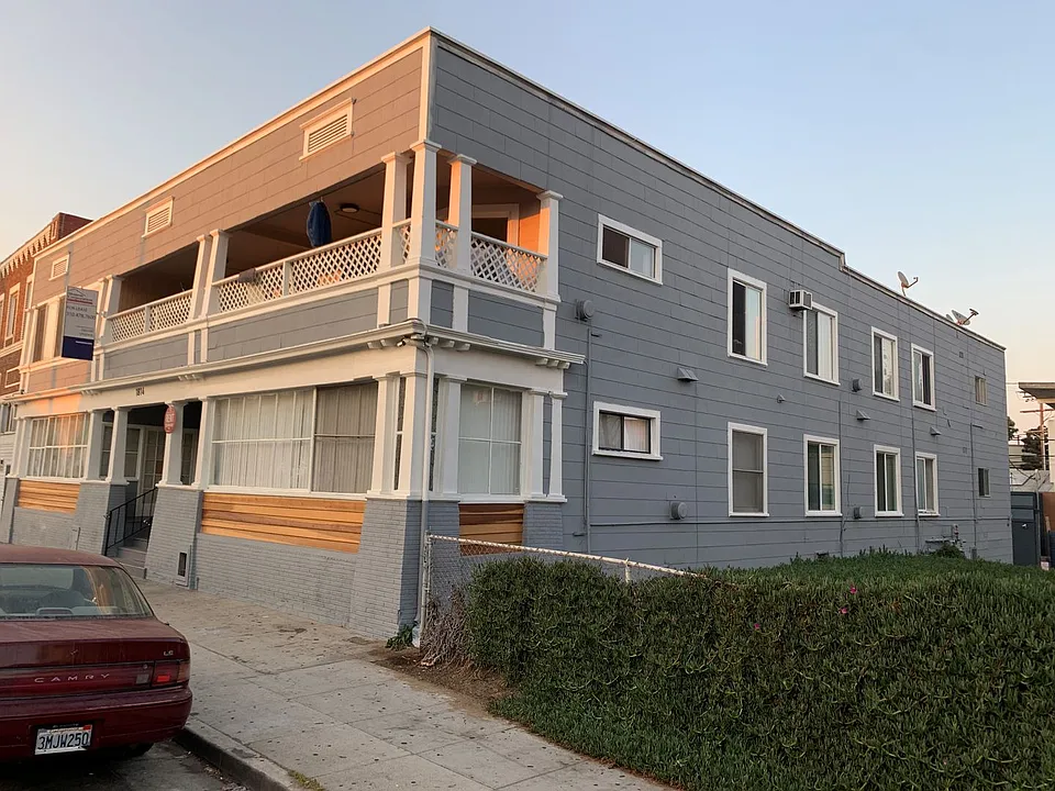 1814 Pacific Ave