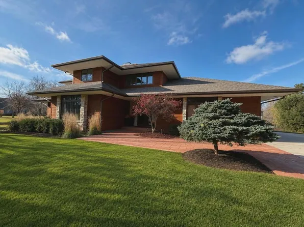 1415 Cedarton PARKWAY, Grafton, WI 53024