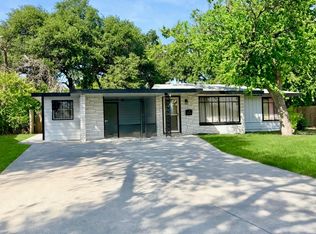 103 Greenhaven Dr, San Antonio, TX 78201