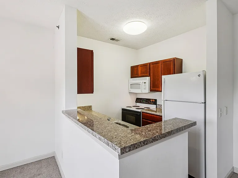 Charter Woods — Photo 38