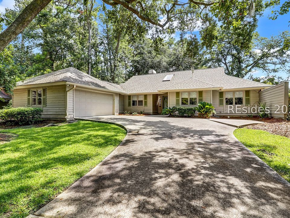 1st image of 5 Deerfield Ct