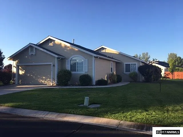 1156 White Oak Loop photo 1