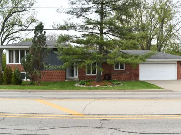 19933 Center St, Mokena, IL 60448