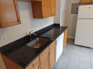 227 Hanover St #11, Boston, MA 02113