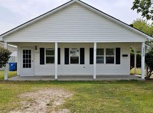 2209 Bay St, Morehead City, NC 28557