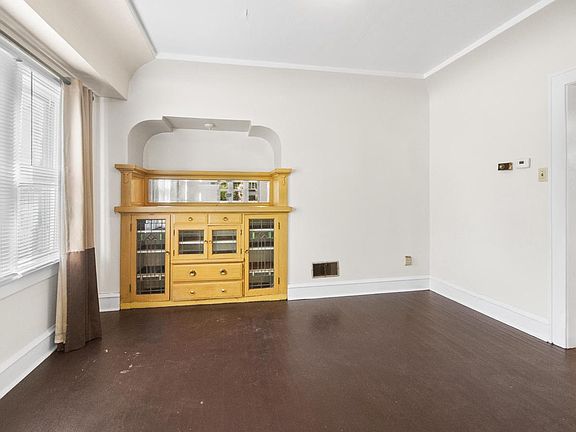 3rd image of 5827 N 40 STREET #5827A