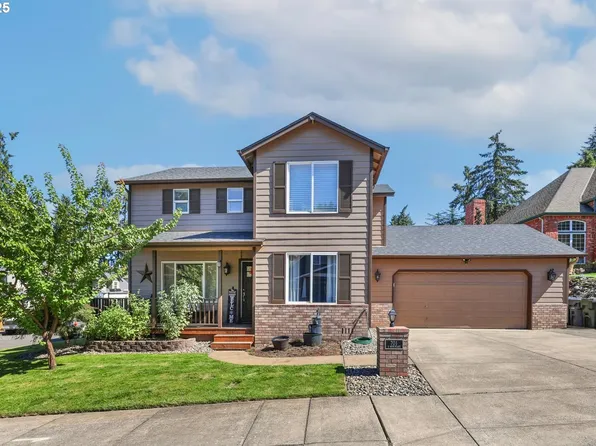 701 S 68th Pl, Springfield, OR 97478