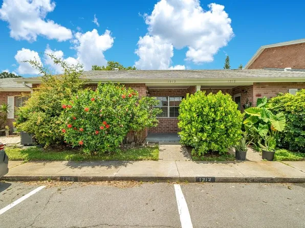 1212 Carriage Ln, Orlando, FL 32807