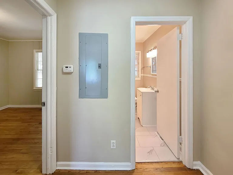 3225 Forrest Hills Dr — Photo 29