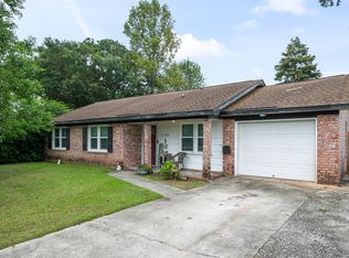 305 Gippy Dr, Summerville, SC 29486