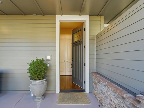 5th image of 4117 NW 77th Ave