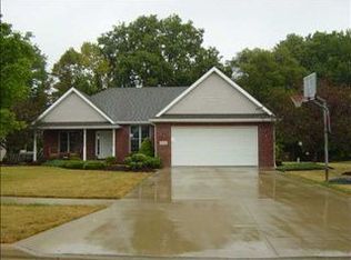 15964 Forest Ln, Findlay, OH 45840