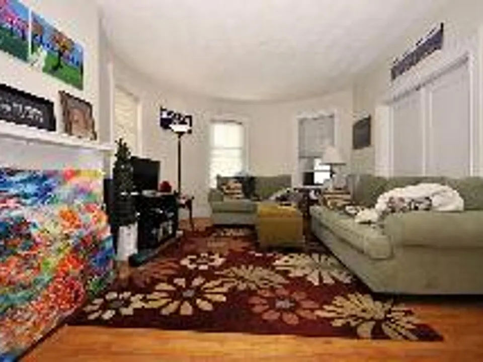 201 Rawson Rd #3