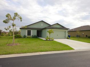 726 Morningview Ct, Lehigh Acres, FL 33974