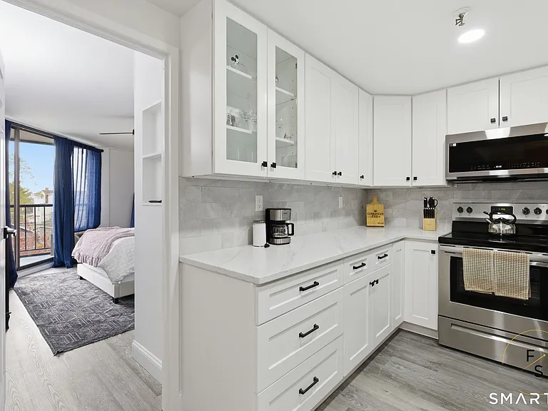 140 Captain Thomas Blvd #307 — Photo 22