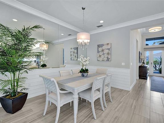 4th image of 28582 Twain DR