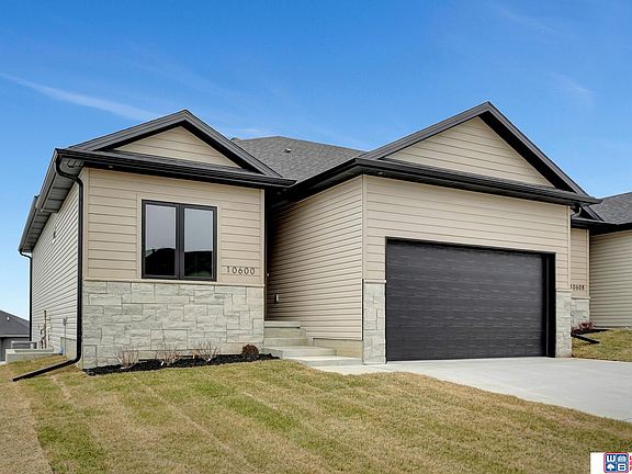 2nd image of 10600 Majestic Ln