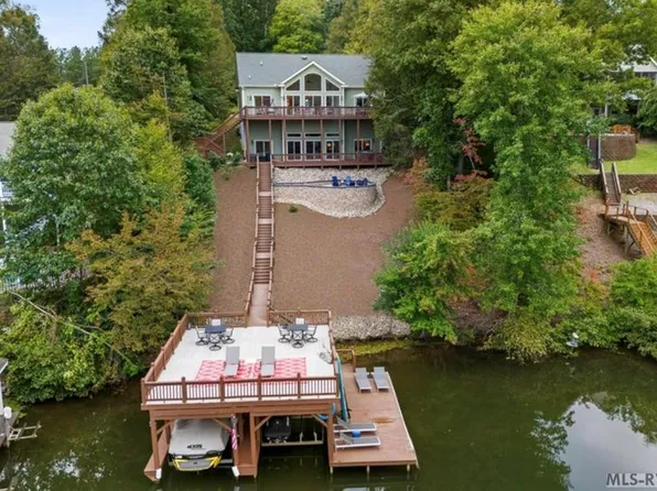 142 W Homestead Ln, Littleton, NC 27850