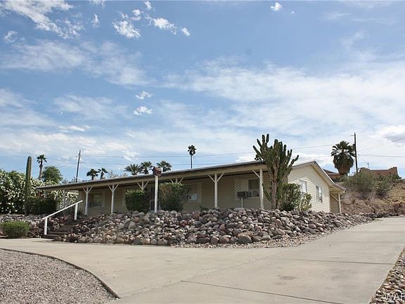 2nd image of 1439 Luna Ln