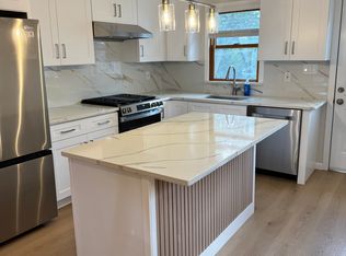 26 Jefferson Blvd, Edison, NJ 08817