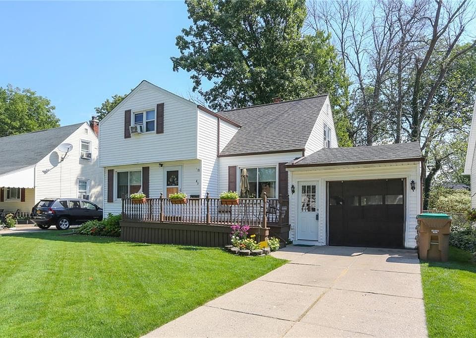 1st image of 45 Woodridge Ave