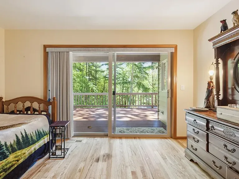 25151 Pleasant View Dr — Photo 12
