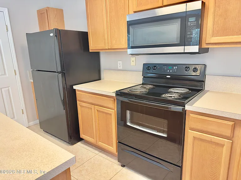 137 Monte Carlo Ct — Photo 8