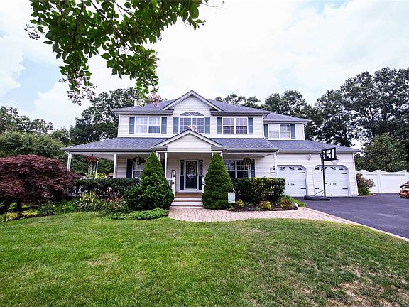 2nd image of 25 Harwood Way