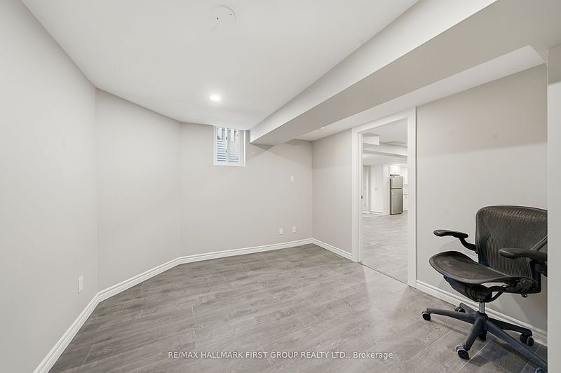 Ajax House for rent - 1 Bedroom — photo 15