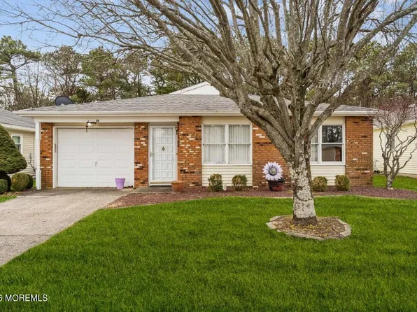101 Meadowbrook Road, Brick, NJ 08723