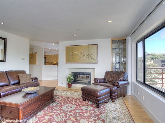5th image of 235 Quince St Unit 204