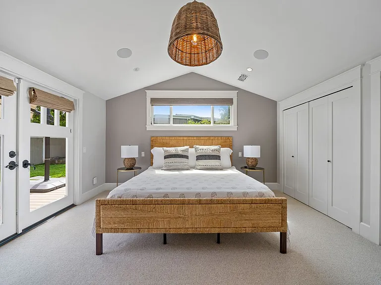 531 De Anza Dr — Photo 11