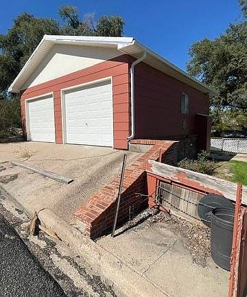 5th image of 531 Birch St