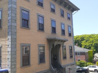 35 Bowen St APT 3, Providence, RI 02903