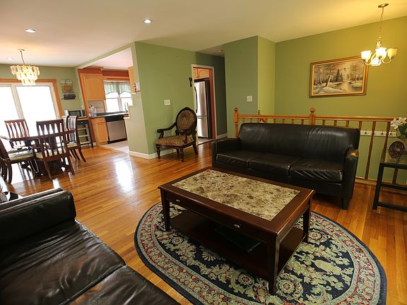 5th image of 346 Fulle Dr