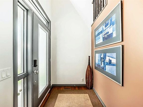 3rd image of 206 W Tuscany Ravine Close NW