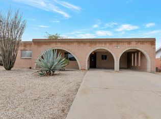 741 N Janal Cir, Tucson, AZ 85710