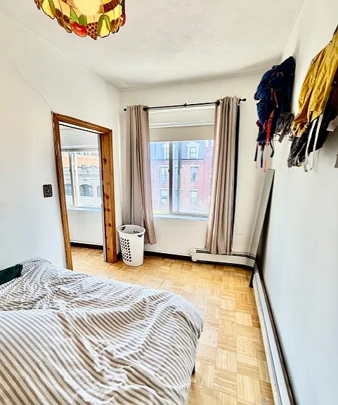 240 Hanover St #4 — Photo 17