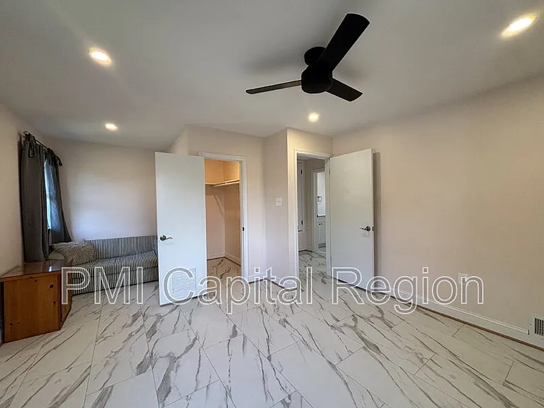 12 Mills Rd — Photo 12