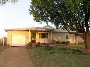 1007 S 12th St, Kingfisher, OK 73750