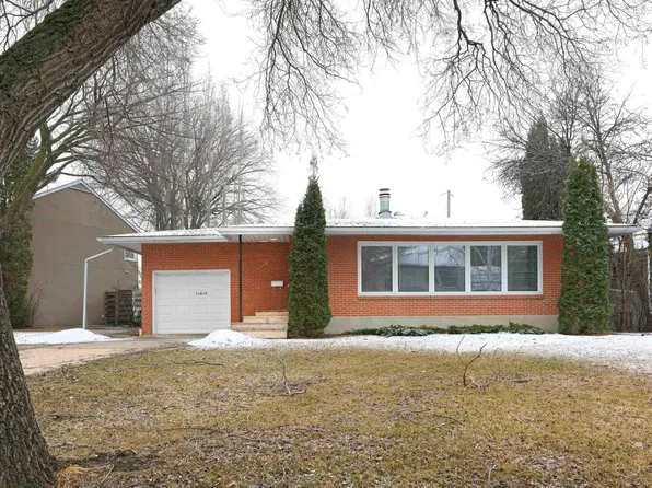 11819 75th Ave NW, Edmonton, AB T6G 0J4