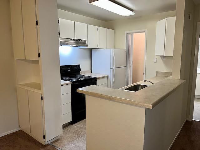 1st image of 135 Piccadilly Pl APT G
