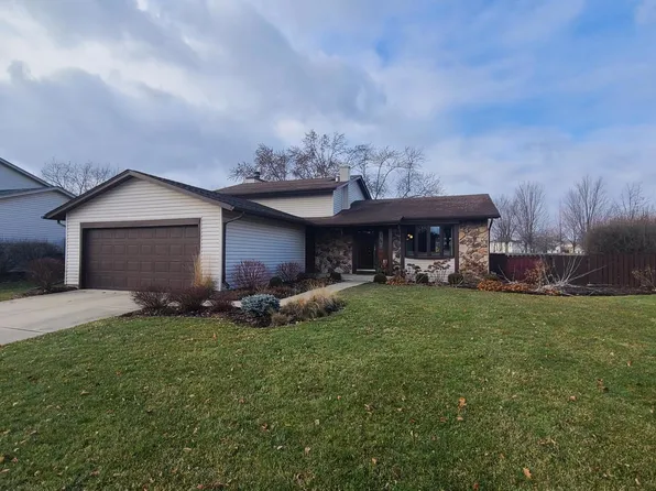 4100 Chesapeake Ct, Hoffman Estates, IL 60192