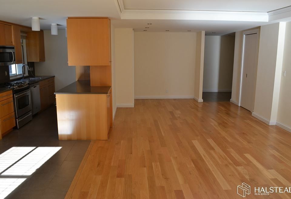 1st image of 60 W 57th St APT 12L