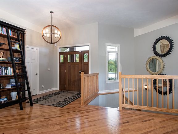 3rd image of 9644 Weatherfield Ct