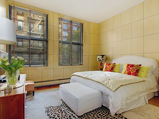 Sold by Sotheby's International Realty | media 5