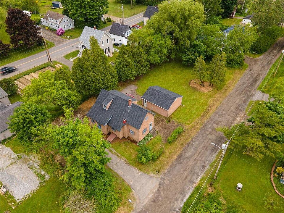 8 Autumn Street, Rockland, ME 04841 Zillow