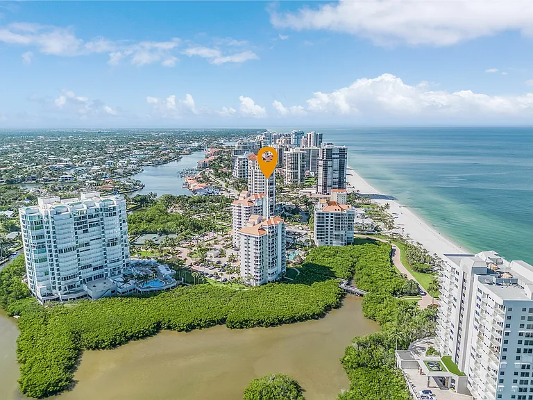 50 Seagate Dr #302B — Photo 24